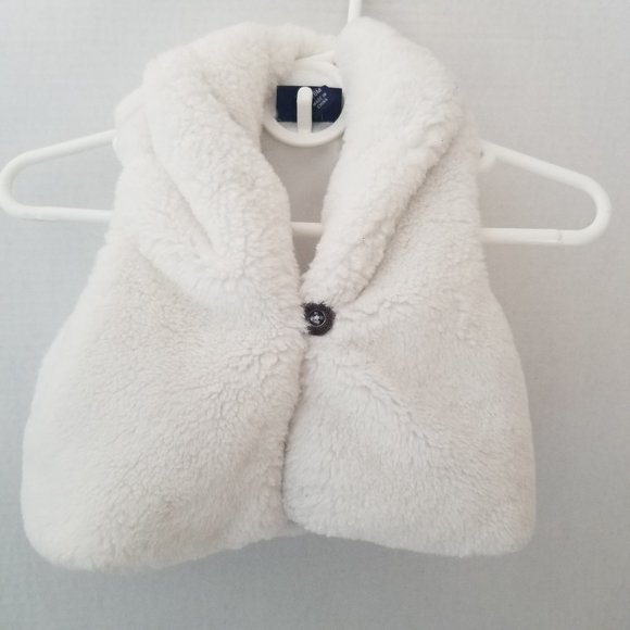 Calvin Klein Jeans Other - Calvin Klein White Vest size 3-6 months 🐨🐣
